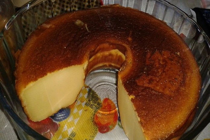 bolo moça cremosa