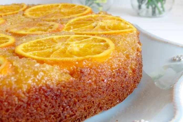 bolo de laranja invertido