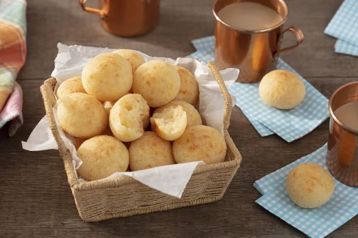 receita de pão de queijo mineiro