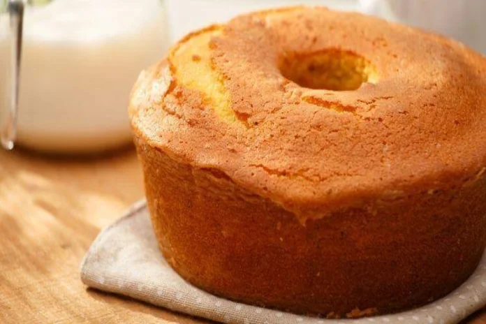 bolo simples e fofinho com apenas 3 ingredientes