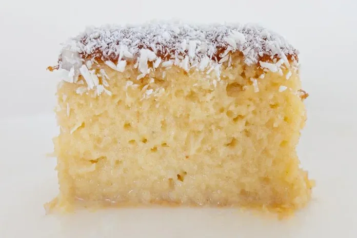bolo gelado de coco uma ótima opção como sobremesa