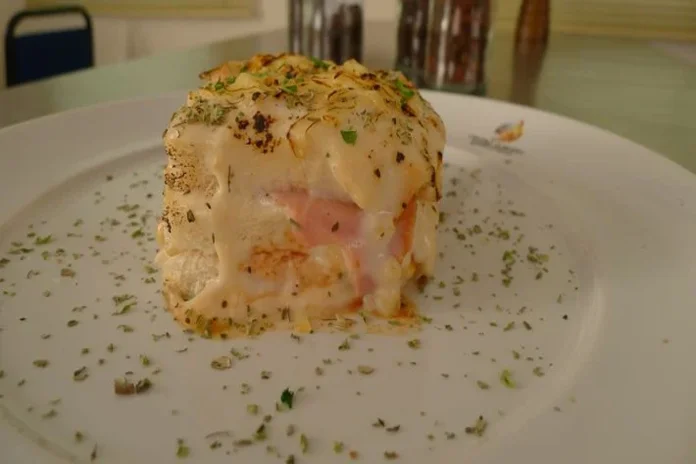 sanduíche cremoso de forno