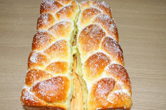 pão doce de trança caseiro