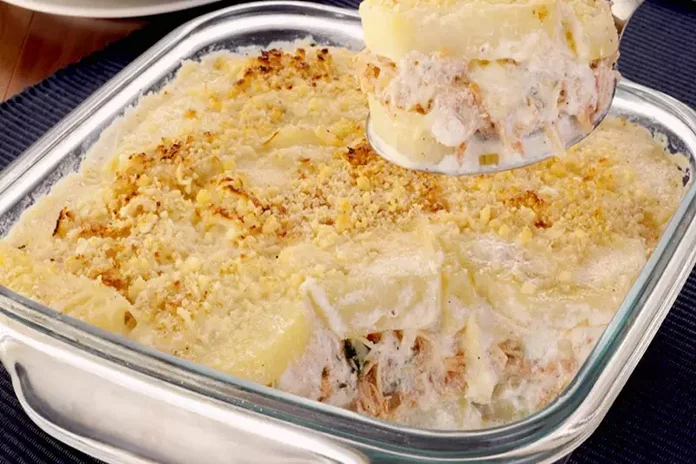 purê de batata com frango e requeijão