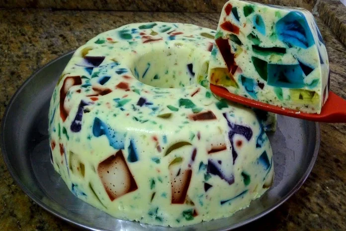 receita de gelatina colorida de creme com guaraná