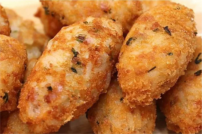 receita de bolinho de arroz fácil e delicioso