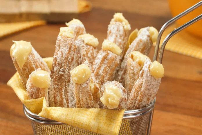 receita de churros recheado de leite ninho