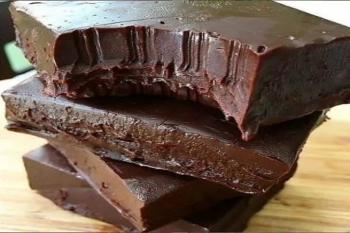 receita de fudge de chocolate fácil e prático