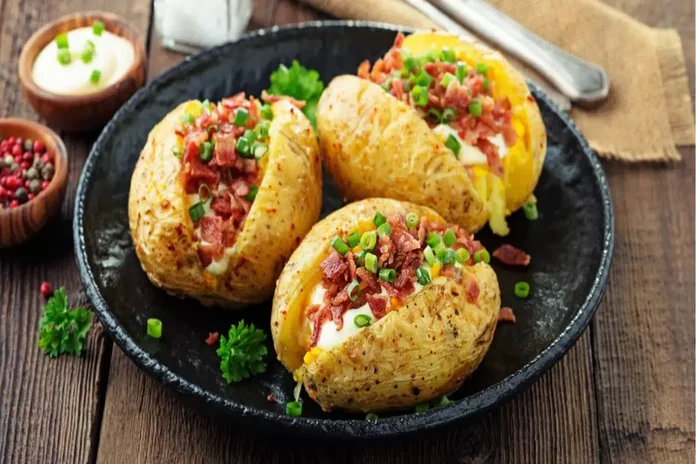 receita de batata recheada de micro-ondas prática e rápida