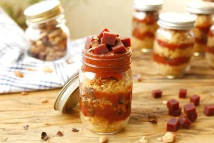 receita de bolo de fubá orgânico com goiabada e castanhas