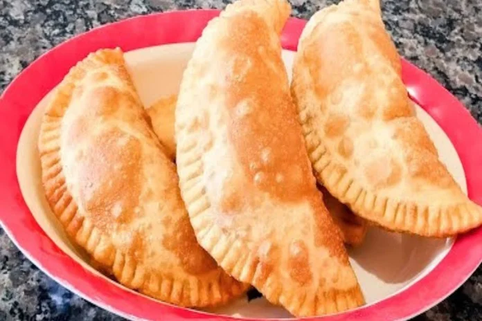 receita de massa de pastel de 3 ingredientes