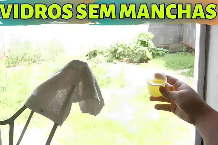 misturinha mágica para limpar vidros