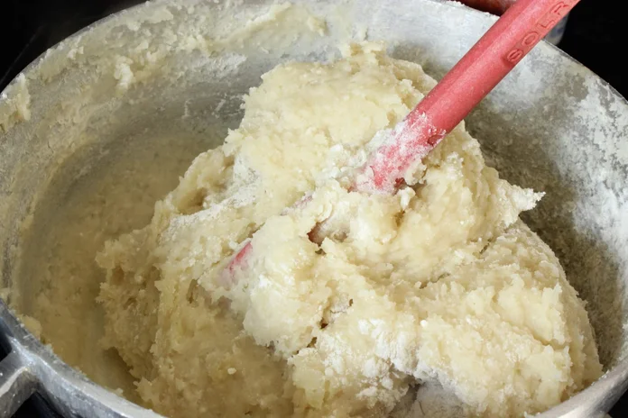 massa de coxinha simples e tradicional