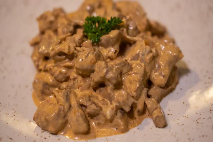 strogonoff de filé mignon